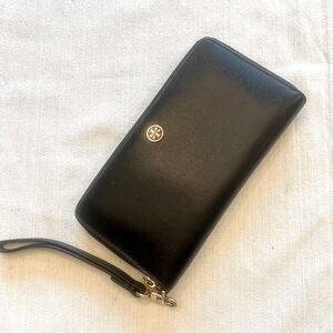 Tory Burch continental wallet
